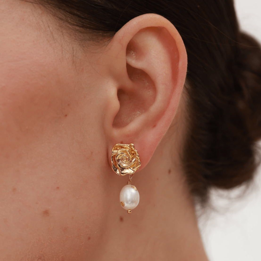 Camellia Stud Earrings - 