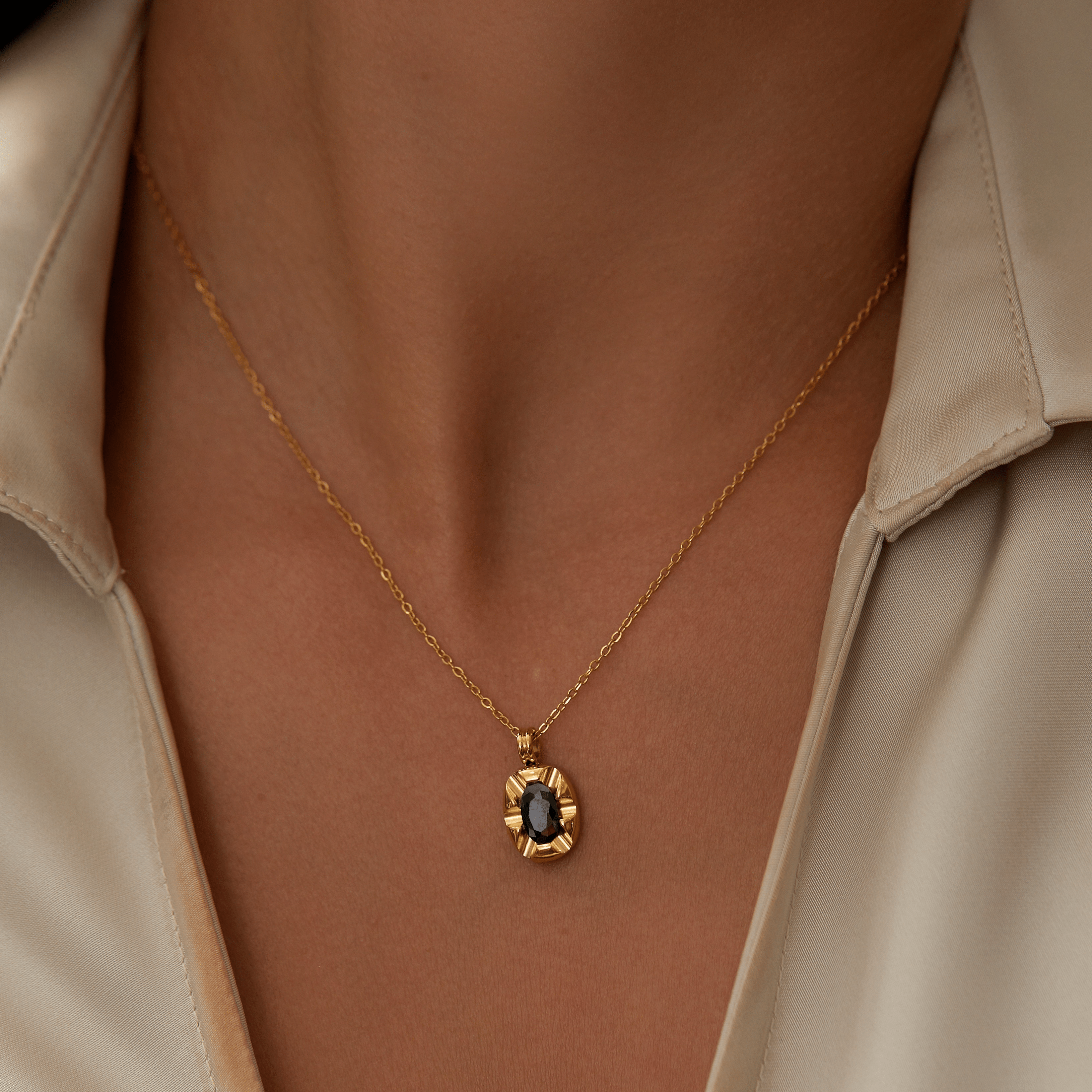 Onyx Sunburst Pendant - 