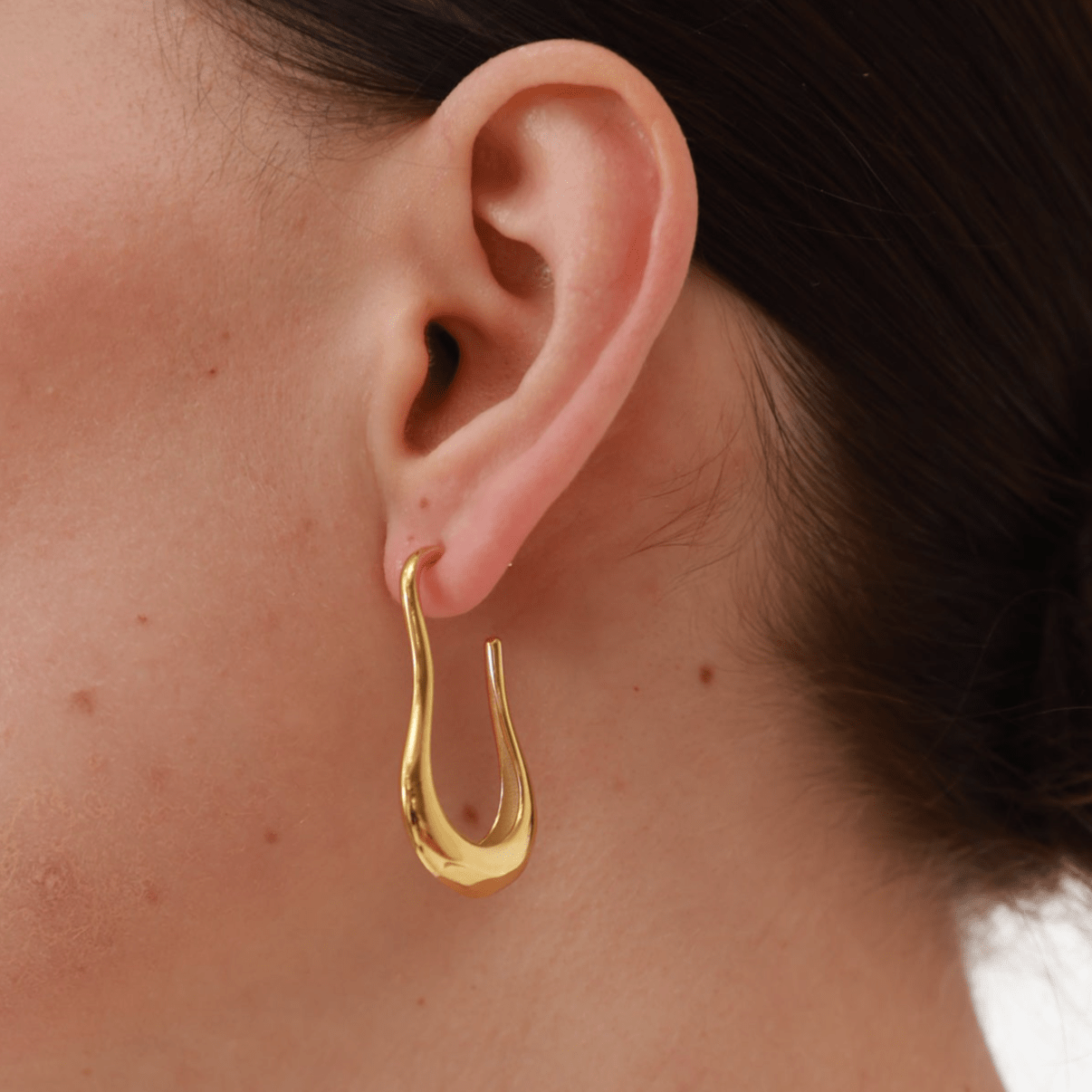 Wavy Hoop Earrings - 